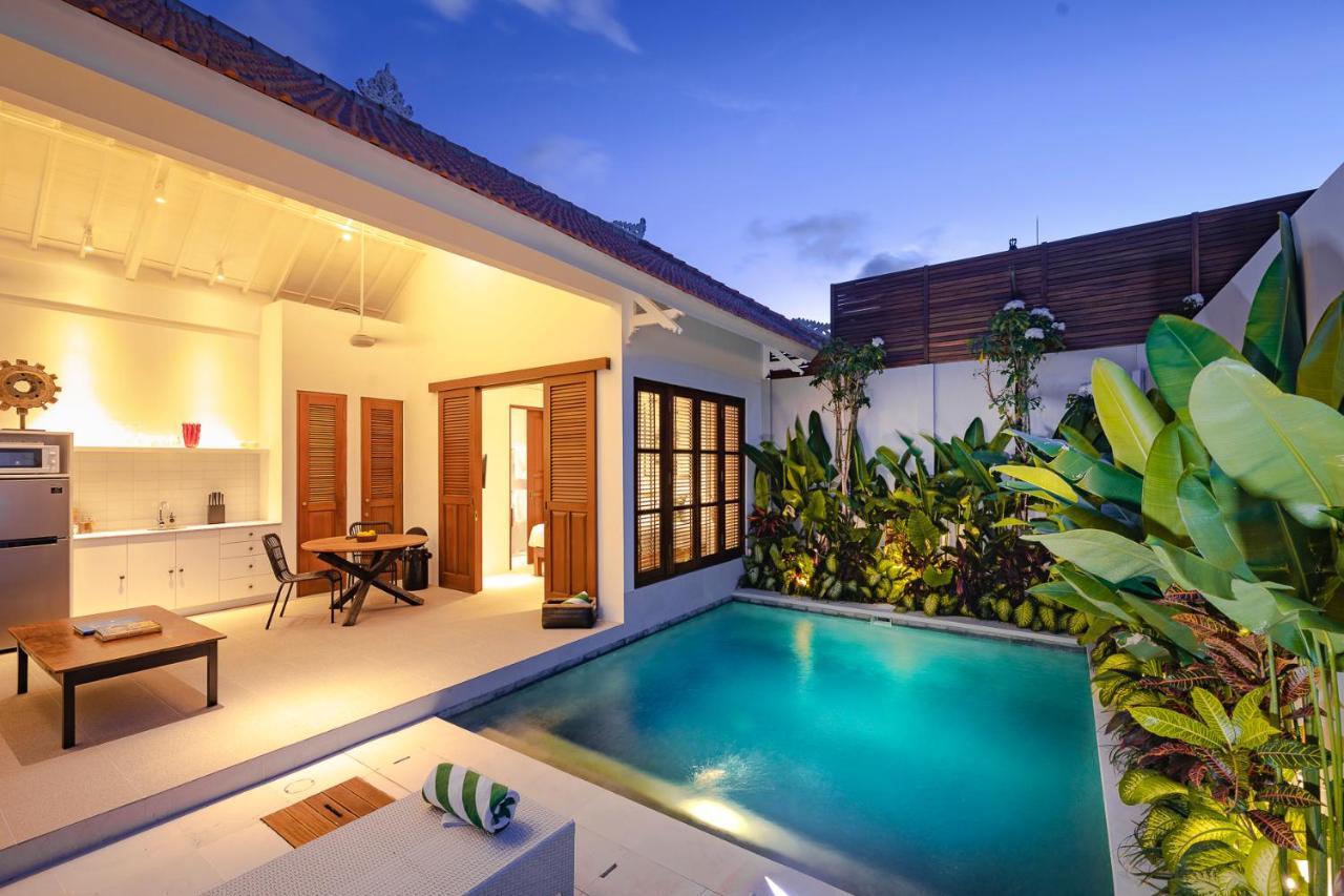 Villa Revo Seminyak Esterno foto
