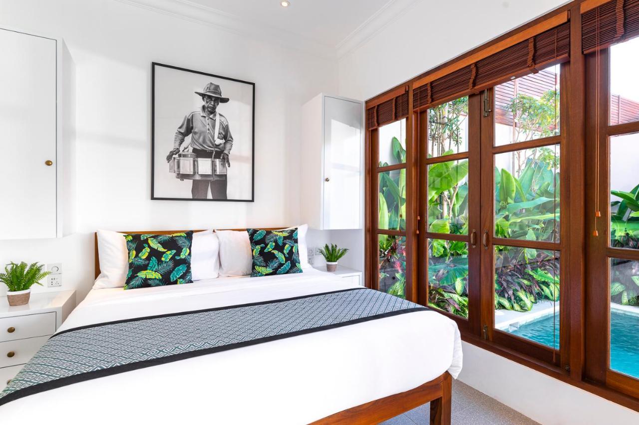 Villa Revo Seminyak Esterno foto